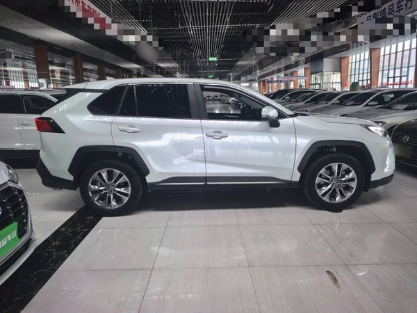 Toyota Wildlander 2024, 22600 км, за 18701 USD