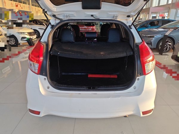 Toyota Yaris 2015, 140200 км, за 5205 USD - фото 18