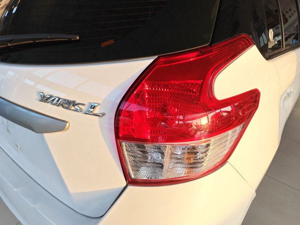 Toyota Yaris 2015, 140200 км, за 5205 USD - фото 8