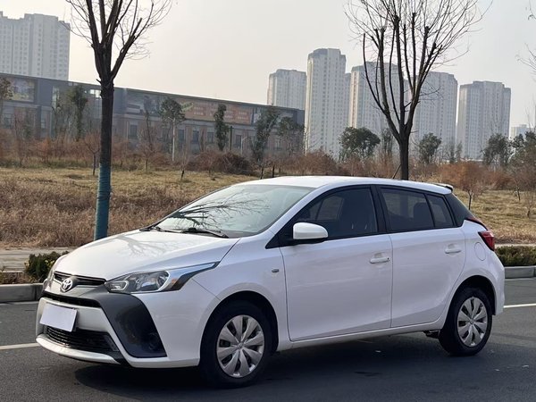 Toyota Yaris · 2016 год