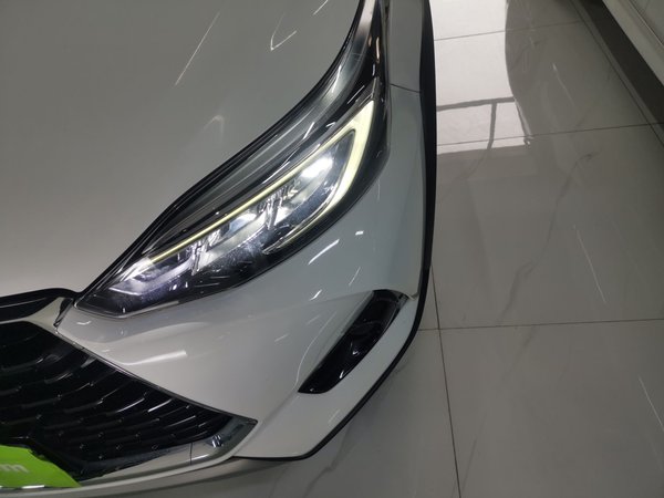 Toyota Yaris 2020, 55800 км, за 8918 USD - фото 9