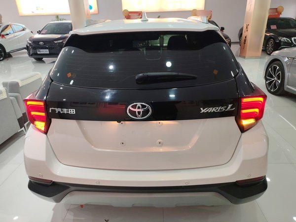 Toyota Yaris 2021, 34700 км, за 8289 USD - фото 27