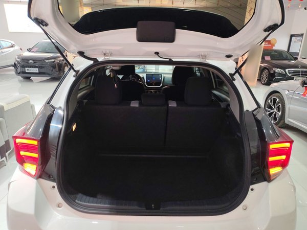 Toyota Yaris 2021, 34700 км, за 8289 USD - фото 9