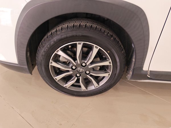 Toyota Yaris 2021, 58900 км, за 8967 USD - фото 24