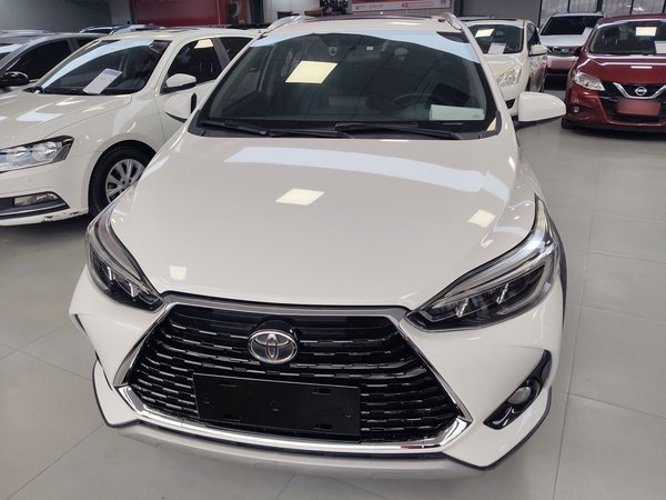 Toyota YARiS L 2021 X-Trail X 1.5L CVT Prestige Edition, 2021 года