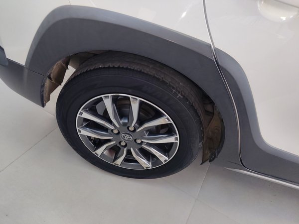 Toyota Yaris 2021, 83500 км, за 9107 USD - фото 10