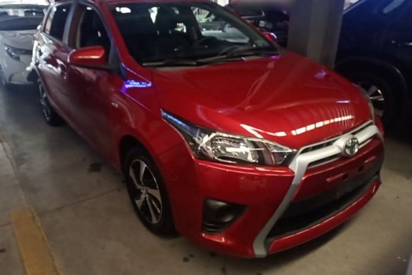 Toyota YARiS L Zhi Xuan 2015, 114400 км, за 6444 USD