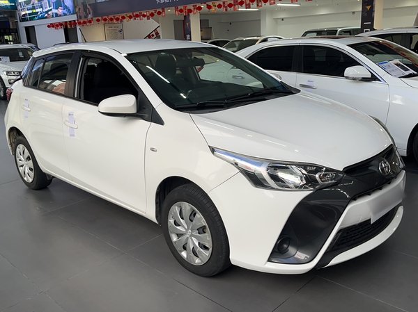 Toyota YARiS L Zhi Xuan 2016, 116100 км, за 7848 USD