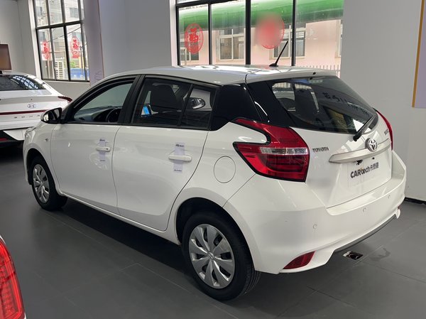 Toyota YARiS L Zhi Xuan 2016, 116100 км, за 7848 USD