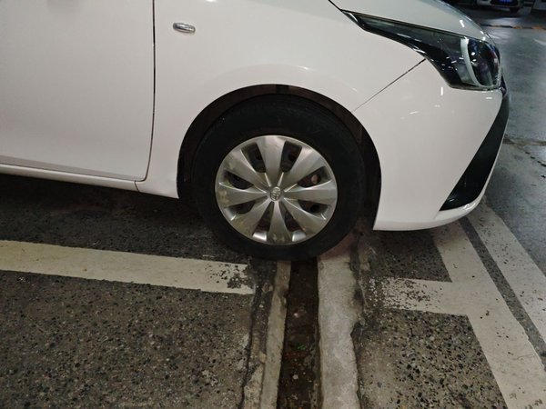 Toyota YARiS L Zhi Xuan 2016, 84400 км, за 6807 USD - фото 8