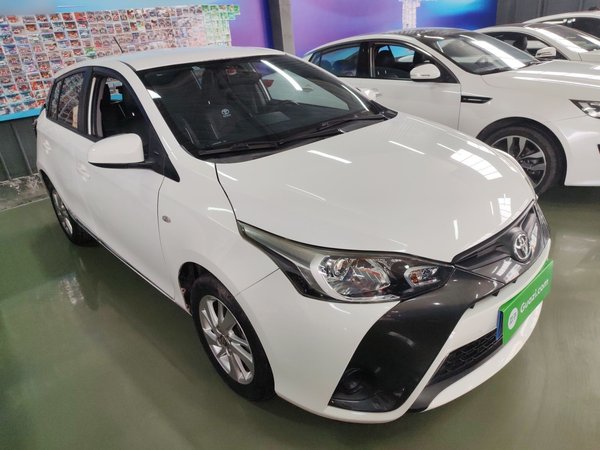 Toyota YARiS L Zhi Xuan 2016, 93900 км, за 7163 USD