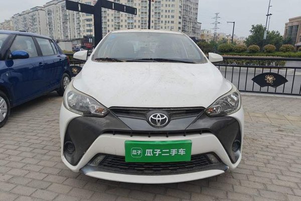 Toyota YARiS L Zhi Xuan 2017, 27300 км, за 6855 USD