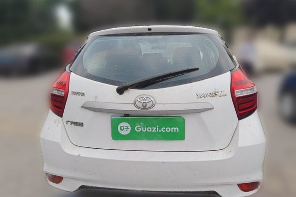 Toyota YARiS L Zhi Xuan 2017, 27300 км, за 6855 USD