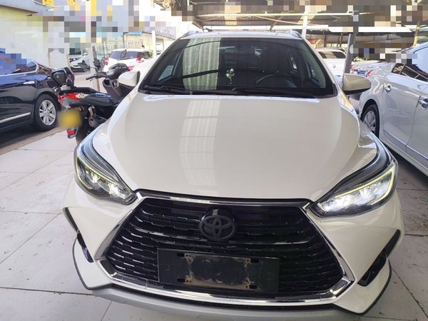 Toyota YARiS L Zhi Xuan 2020, 37500 км, за 8231 USD