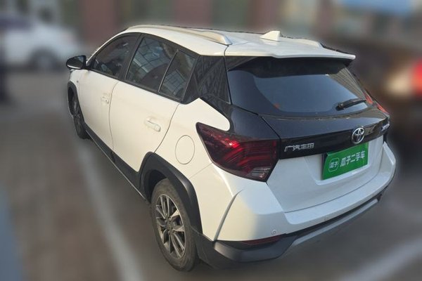 Toyota YARiS L Zhi Xuan 2020, 72900 км, за 7790 USD