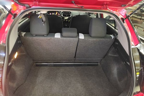 Toyota YARiS L Zhi Xuan 2022, 62100 км, за 9305 USD - фото 22