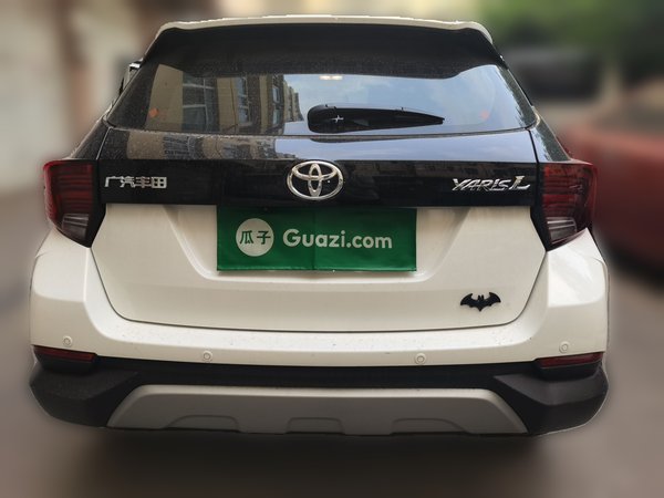 Toyota YARiS L Zhi Xuan 2022, 13600 км, за 9563 USD