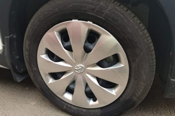Toyota YARiS L Zhi Xuan 2022, 13600 км, за 9563 USD