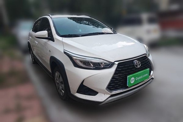 Toyota YARiS L Zhi Xuan 2022, 31900 км, за 11867 USD