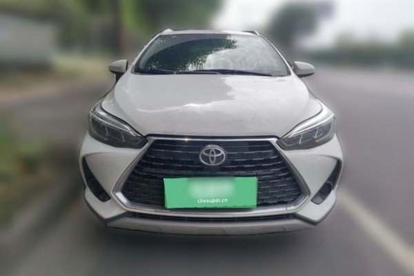 Toyota YARiS L Zhi Xuan 2022, 34200 км, за 9481 USD