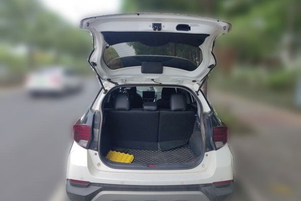 Toyota YARiS L Zhi Xuan 2022, 34200 км, за 9481 USD - фото 14