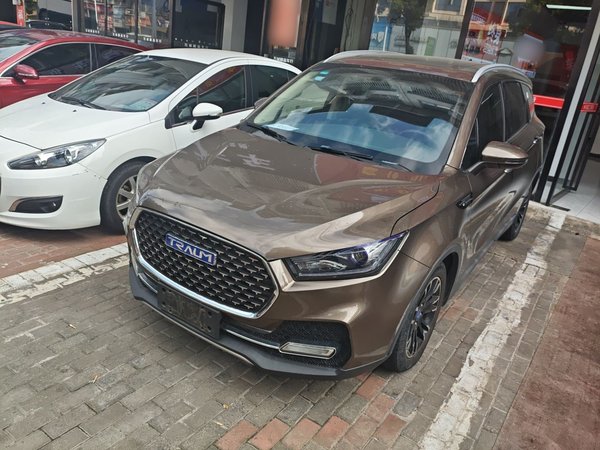 TRAUM S70 2018 1.5T Automatic Standard Model 7 Seats