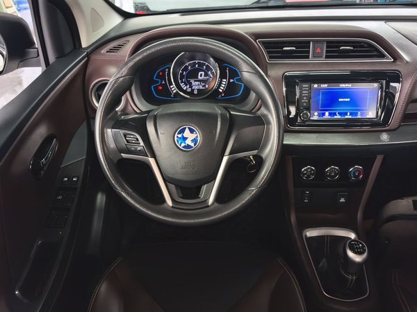 Venucia M50V 2019, 92800 км, за 4401 USD - фото 10