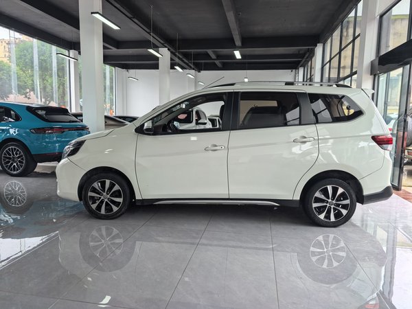 Venucia M50V 2019, 92800 км, за 4401 USD - фото 4