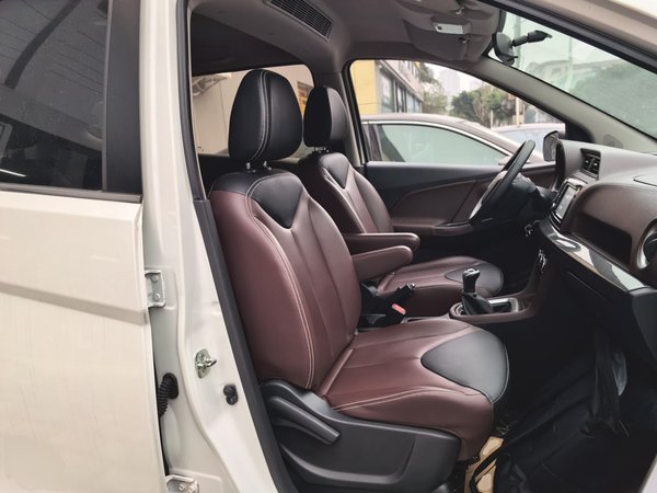 Venucia M50V 2019, 92800 км, за 4207 USD - фото 23