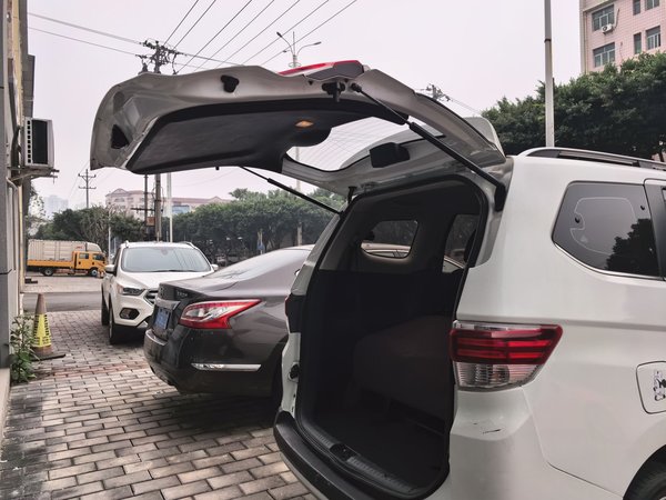 Venucia M50V 2019, 92800 км, за 4207 USD - фото 22