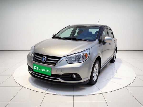 Venucia R50 · 2015 год