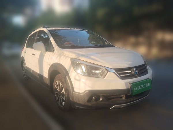 Venucia R50X 2015, 88600 км, за 3027 USD