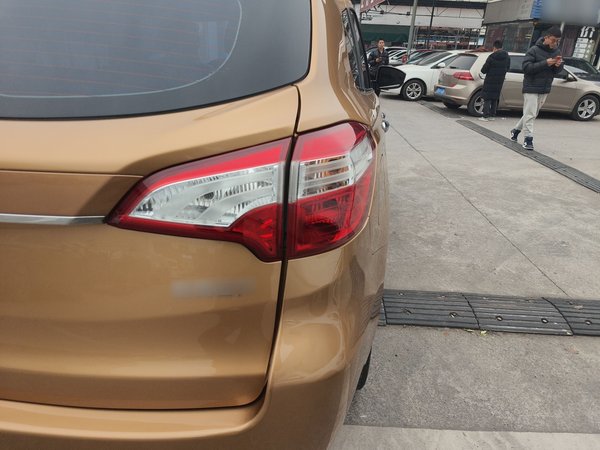 Venucia T70 2015, 140300 км, за 4438 USD - фото 7