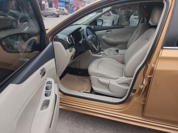 Venucia T70 2015, 140300 км, за 4438 USD - фото 19