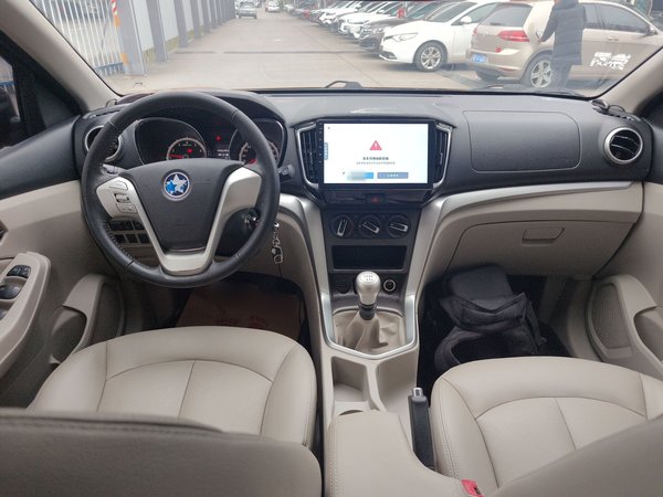 Venucia T70 2015, 140300 км, за 4438 USD - фото 13