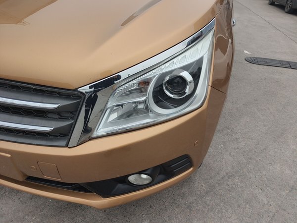 Venucia T70 2015, 140300 км, за 4438 USD - фото 9