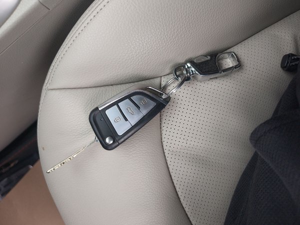 Venucia T70 2015, 140300 км, за 4438 USD - фото 12