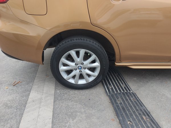 Venucia T70 2015, 140300 км, за 4438 USD - фото 10