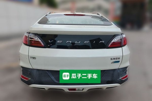 Venucia T90 2018, 51800 км, за 6137 USD