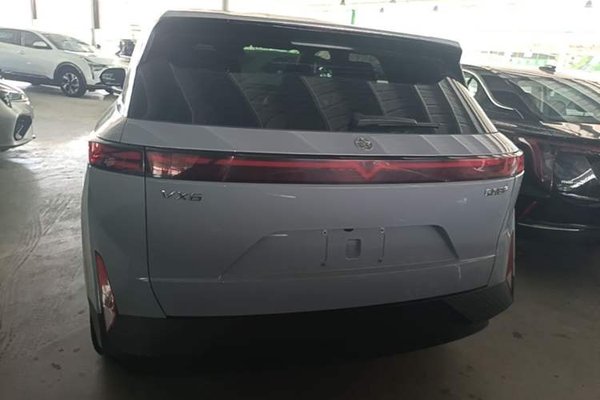 Venucia VX6 2024, 142200 км, за 11149 USD