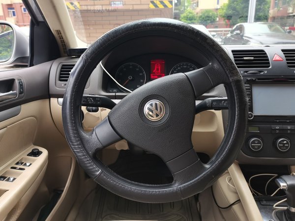 Volkswagen Sagitar 2010, 101400 км, за 3149 USD - фото 11