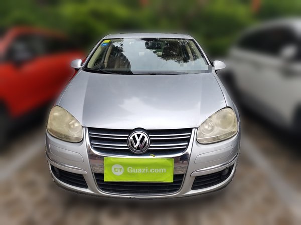 Volkswagen Sagitar 2010, 101400 км, за 3149 USD