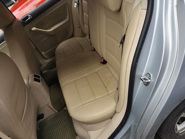 Volkswagen Sagitar 2010, 101400 км, за 3149 USD - фото 18