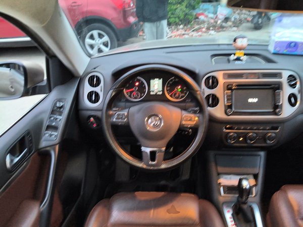 Volkswagen Tiguan 2013, 162200 км, за 5443 USD - фото 11