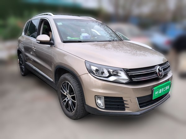 Volkswagen Tiguan 2013, 162200 км, за 5443 USD