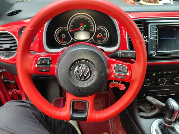 Volkswagen Beetle 2015, 68400 км, за 11602 USD - фото 11