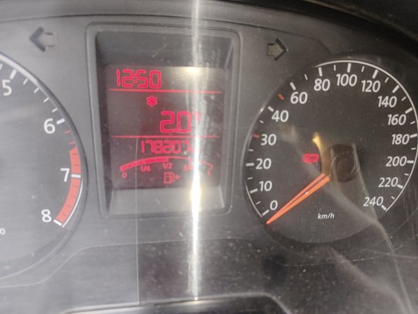 Volkswagen Jetta 2015, 178200 км, за 0 USD - фото 13