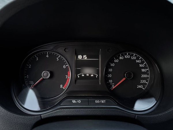 Volkswagen Polo 2016, 46800 км, за 6115 USD - фото 11