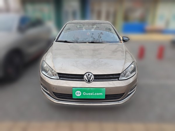 Volkswagen Golf 2017, 81800 км, за 8157 USD