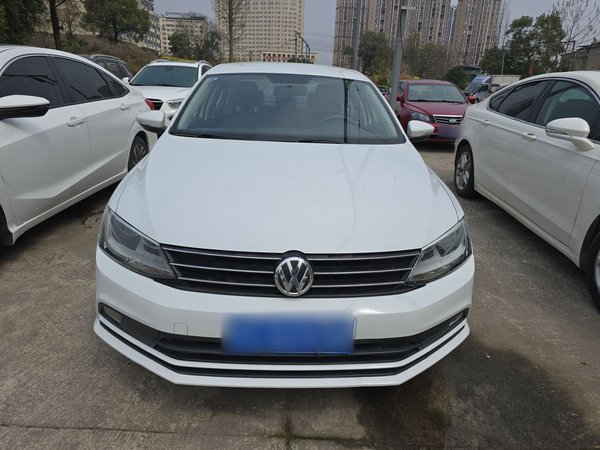 Volkswagen Sagitar 2018, 99500 км, за 9168 USD